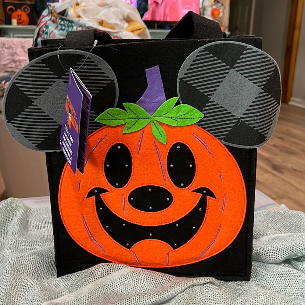 NWT Disney Halloween Candy Bag